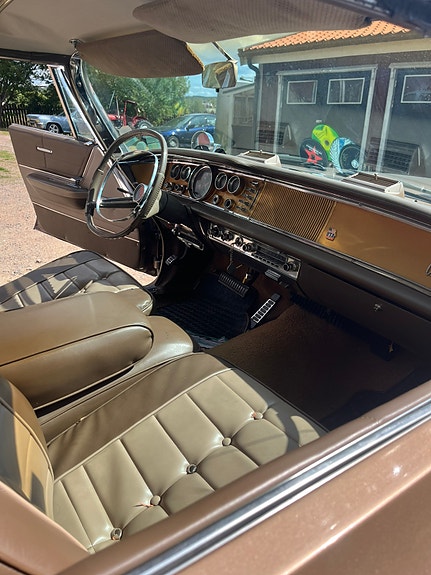 Chrysler New Yorker 5 of 5