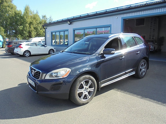 Volvo XC60 7 of 13