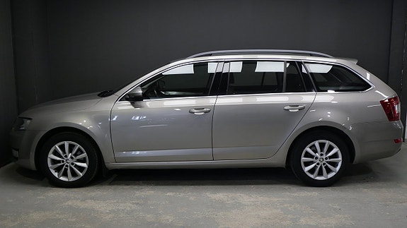 Skoda Octavia 4 of 11