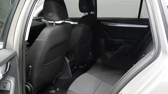 Skoda Octavia 7 of 11