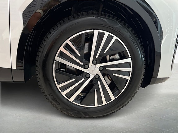 Lynk & Co 08 9 of 14