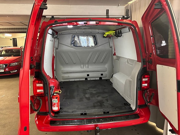 Volkswagen Transporter 6 of 23