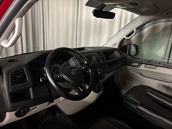 Volkswagen Transporter 12 of 23