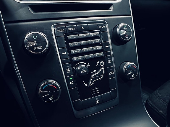 Volvo V60 18 of 21