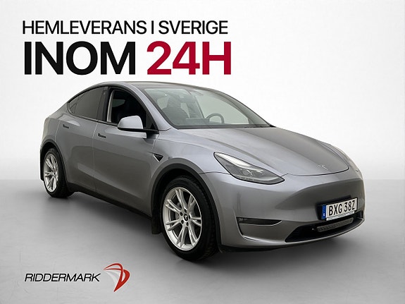 Tesla Model Y 4 of 30
