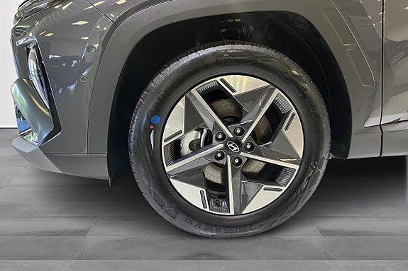 Hyundai Tucson 9 of 11