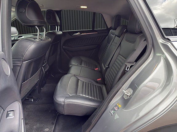 Mercedes-Benz GLE350 d 14 of 20
