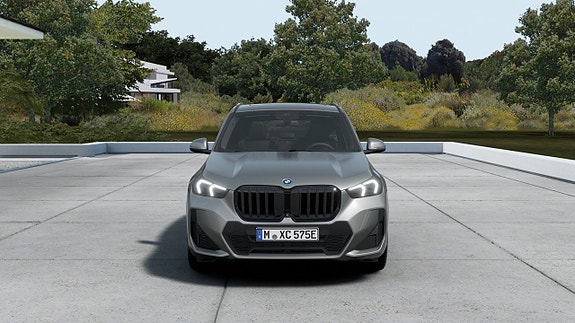 BMW X1 3 of 13