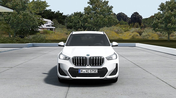 BMW X1 3 of 13