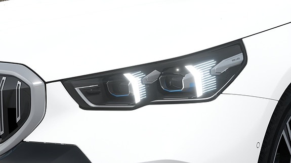 BMW i5 6 of 13