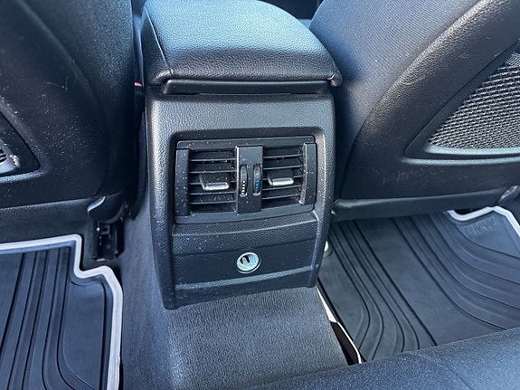 BMW 320d 10 of 13
