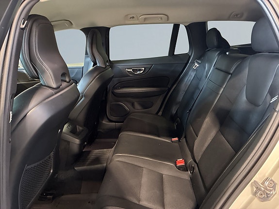 Volvo V60 11 of 20