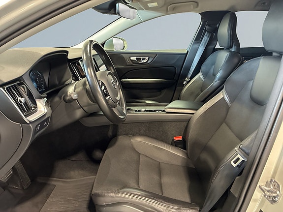 Volvo V60 7 of 20