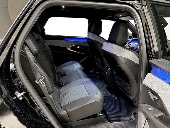 Peugeot e-5008 14 of 14
