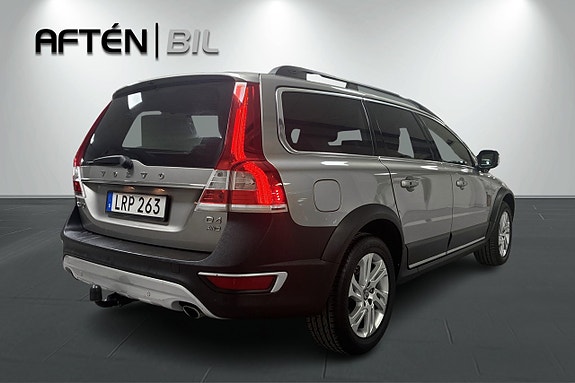 Volvo XC70 7 of 28