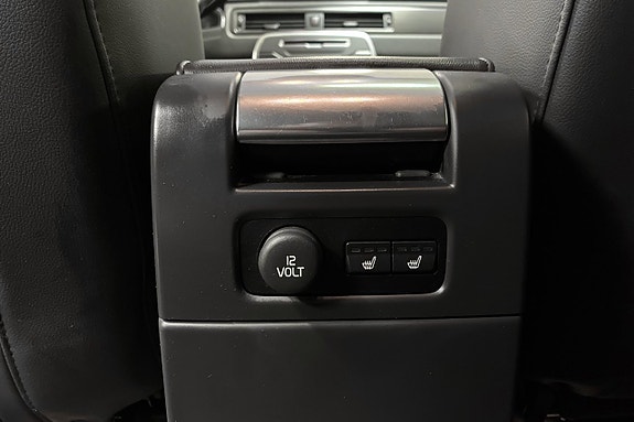 Volvo XC70 28 of 28