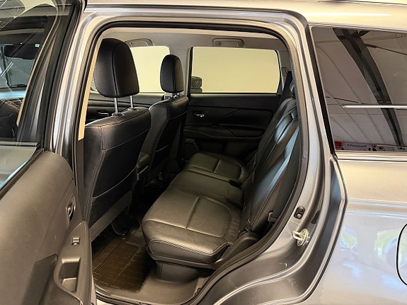 Mitsubishi Outlander 10 of 12