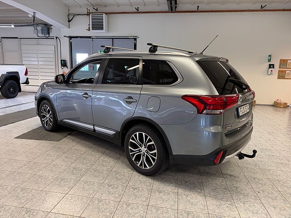 Mitsubishi Outlander 7 of 12