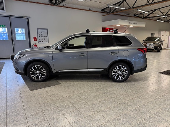 Mitsubishi Outlander 8 of 12