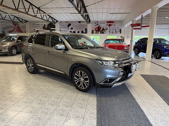 Mitsubishi Outlander 3 of 12