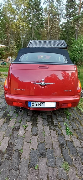 Chrysler PT Cruiser 2 of 7