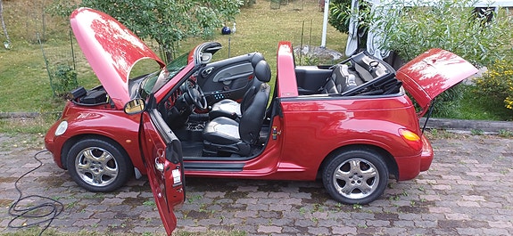 Chrysler PT Cruiser 4 of 7
