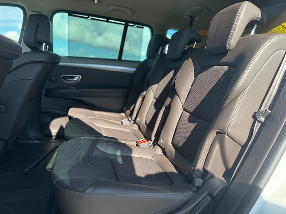 Renault Espace 11 of 13