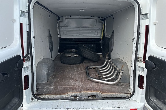 Renault Trafic 11 of 25