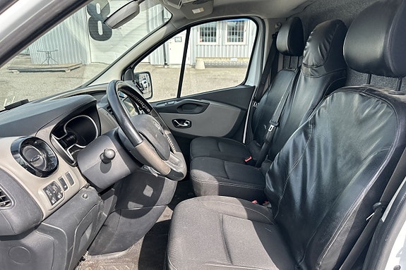 Renault Trafic 19 of 25