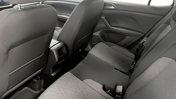 Volkswagen T-Cross 12 of 13