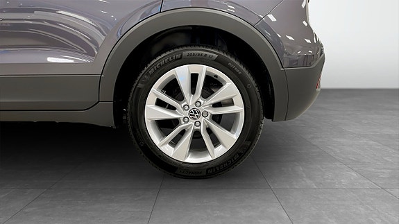 Volkswagen T-Cross 6 of 13