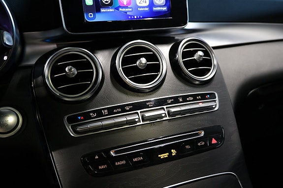 Mercedes-Benz GLC220 d 23 of 30