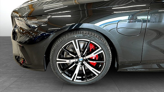 BMW 550e 9 of 9