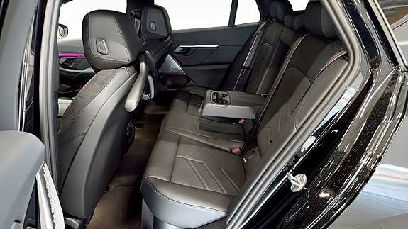 BMW 550e 5 of 9