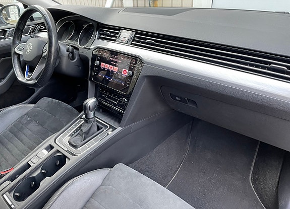 Volkswagen Passat 5 of 6