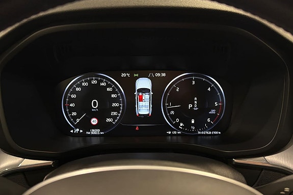 Volvo XC60 16 of 27