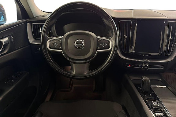 Volvo XC60 11 of 27