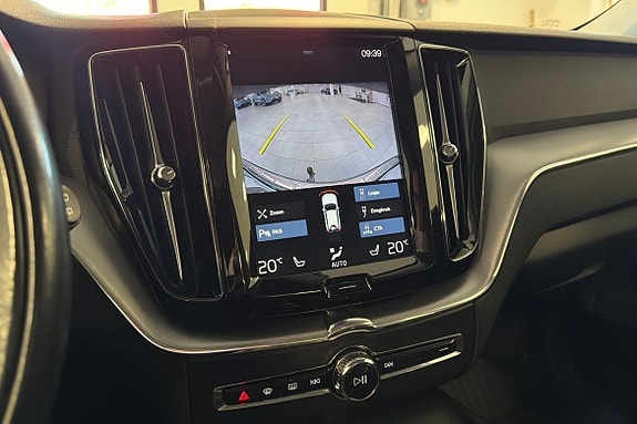 Volvo XC60 22 of 27