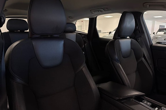 Volvo XC60 26 of 27