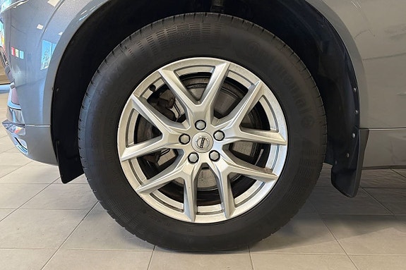 Volvo XC60 17 of 27