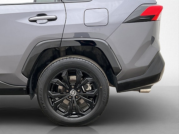 Toyota RAV4 28 of 30