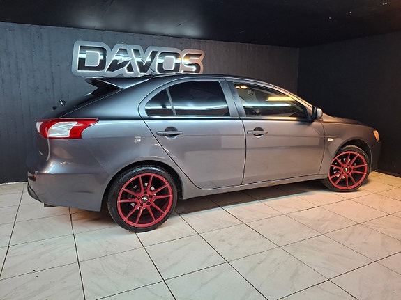 Mitsubishi Lancer 8 of 8