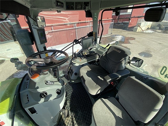 CLAAS Axion 830 Cmatic 5 of 5