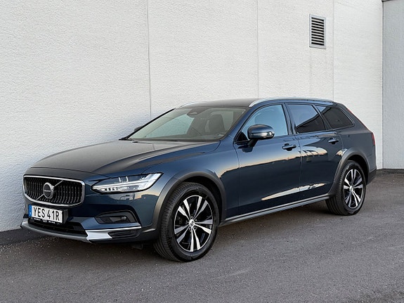 Volvo V90 Cross Country