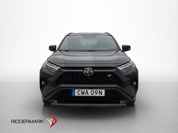Toyota RAV4 2 of 30