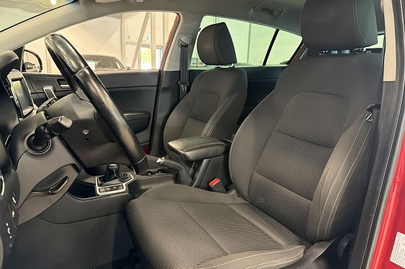 Kia Sportage 17 of 22