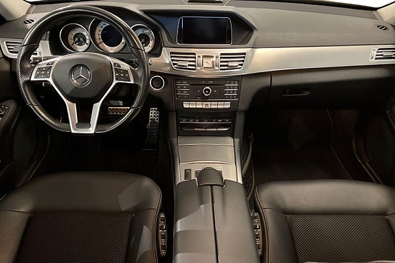 Mercedes-Benz E220 9 of 23