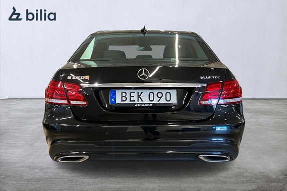 Mercedes-Benz E220 6 of 23