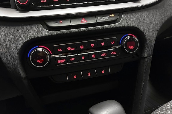 Kia Ceed 15 of 25