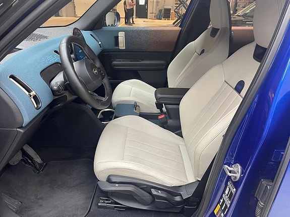 MINI Countryman SE 6 of 15